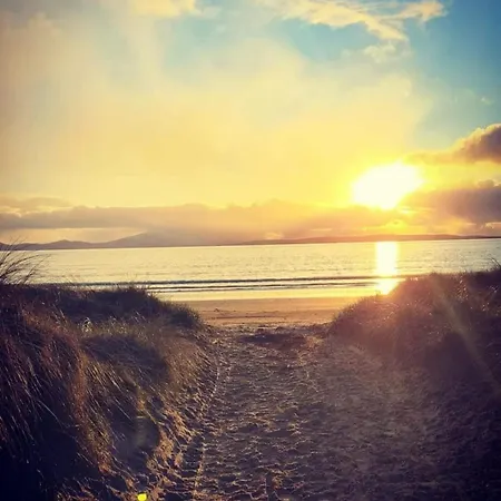 Apartamento New 3 Bedroom By The Belmullet.