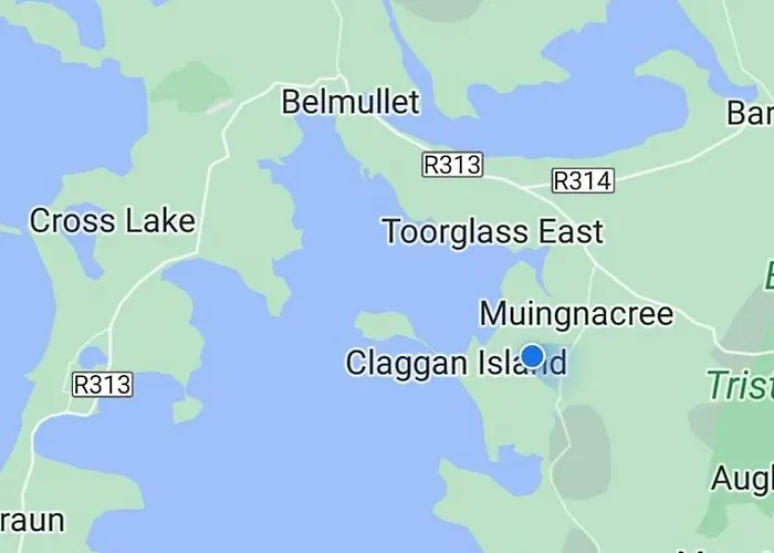 New 3 Bedroom By The Belmullet. Белмаллет