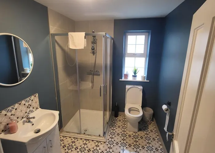 Апартаменты New 3 Bedroom By The Belmullet. *